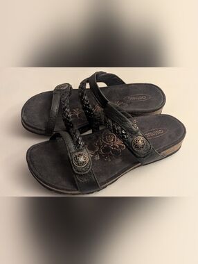 Aetrex Josie Women's Black Leather & Ultra-light cork Braided Slide. Size 6